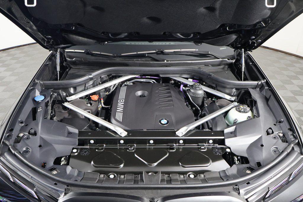 new 2026 BMW X7 car, priced at $103,115