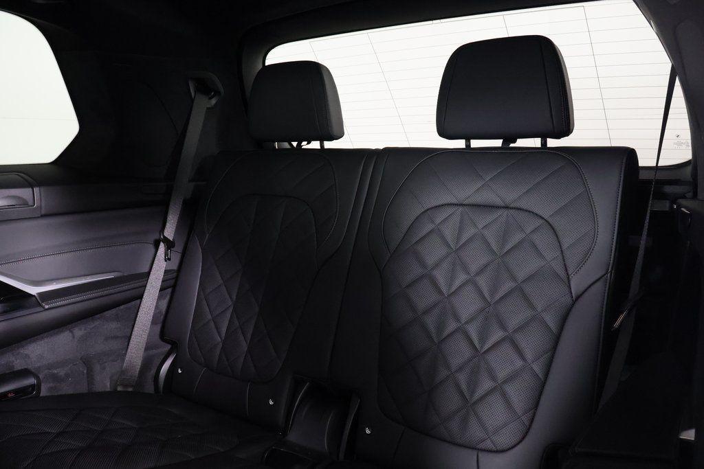 new 2026 BMW X7 car, priced at $103,115