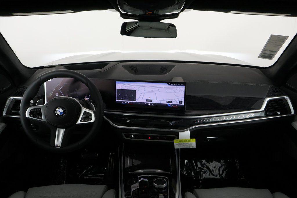 new 2026 BMW X7 car, priced at $99,615