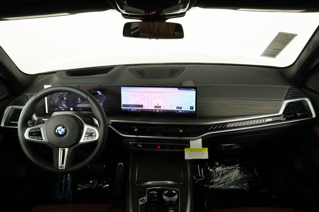 new 2026 BMW X7 car, priced at $122,565