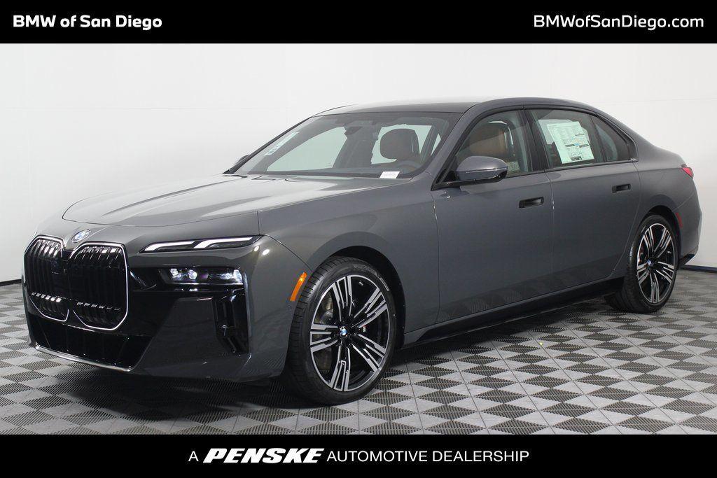 new 2025 BMW 760 car, priced at $131,575