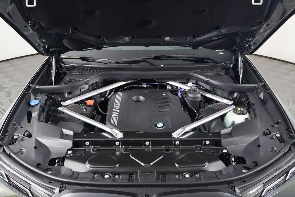 new 2026 BMW X7 car, priced at $104,215