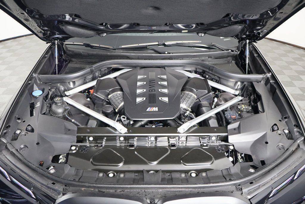 new 2026 BMW X7 car, priced at $121,890