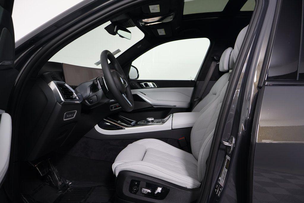 new 2026 BMW X7 car, priced at $104,215