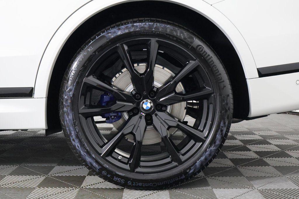 new 2026 BMW X7 car, priced at $99,865