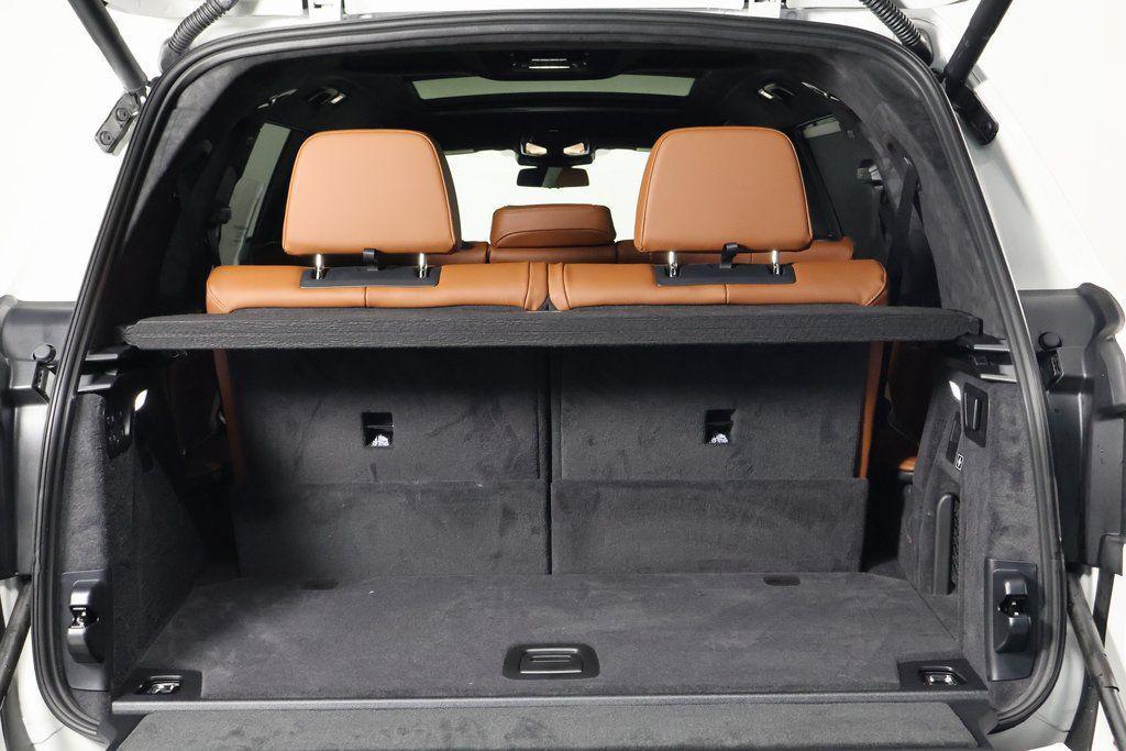 new 2026 BMW X7 car, priced at $99,865