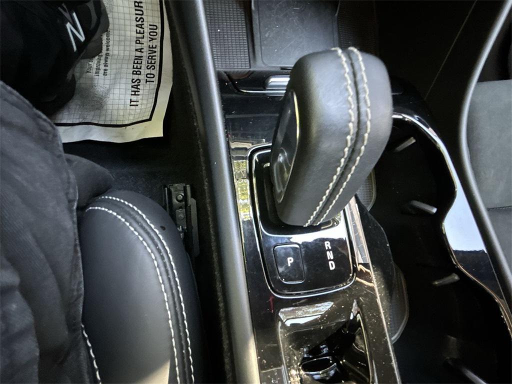 used 2022 Volvo XC40 car, priced at $32,399