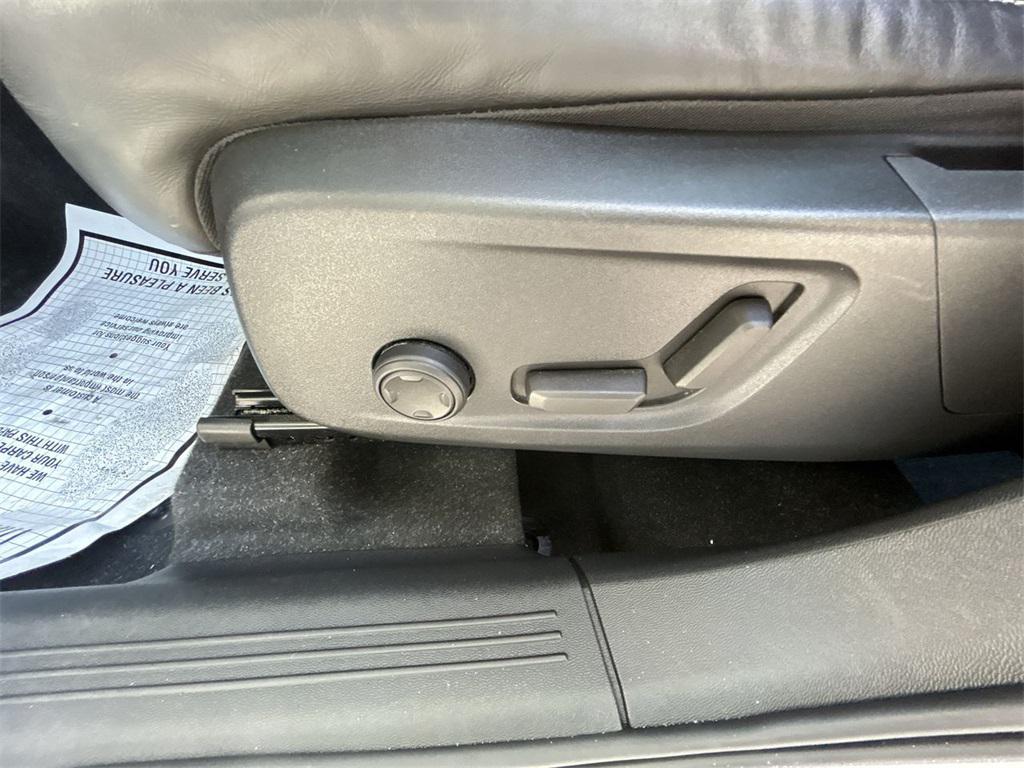 used 2022 Volvo XC40 car, priced at $32,399
