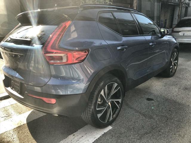 used 2021 Volvo XC40 car, priced at $29,995