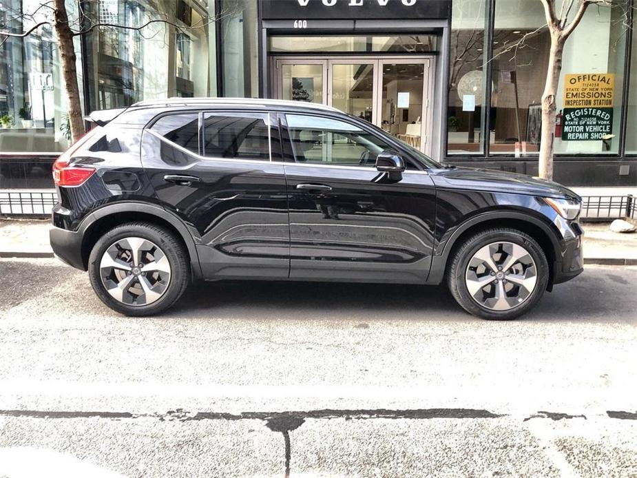 used 2023 Volvo XC40 car, priced at $36,698