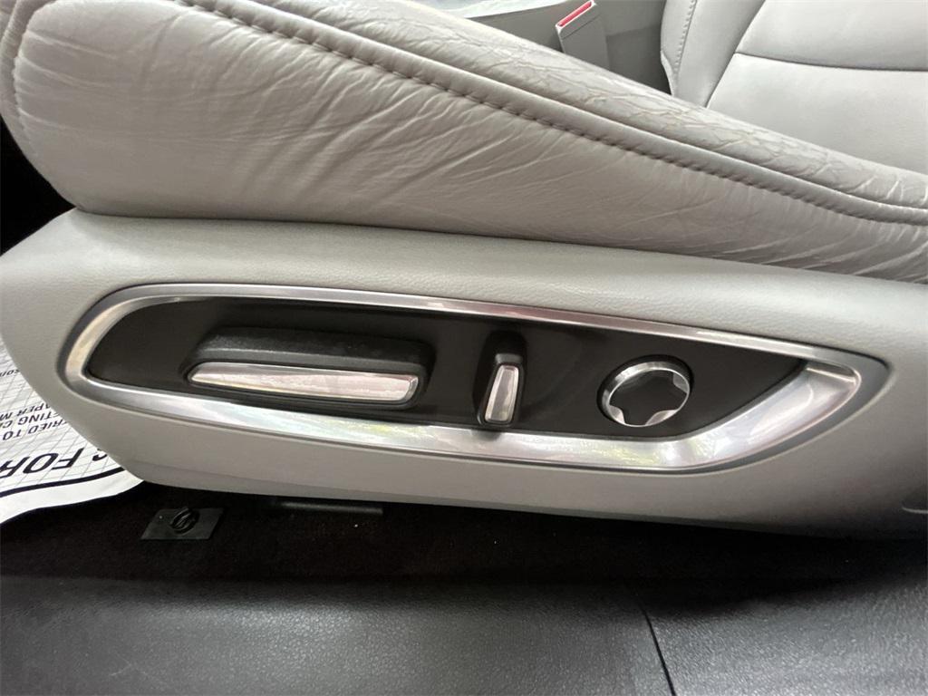 used 2020 Acura MDX car, priced at $26,660
