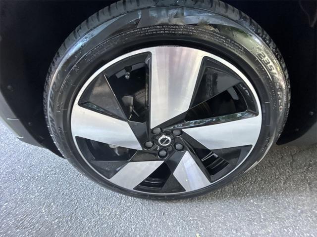 used 2024 Volvo C40 Recharge Pure Electric car, priced at $40,595