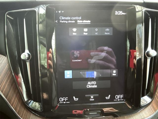 used 2021 Volvo XC60 car, priced at $32,995