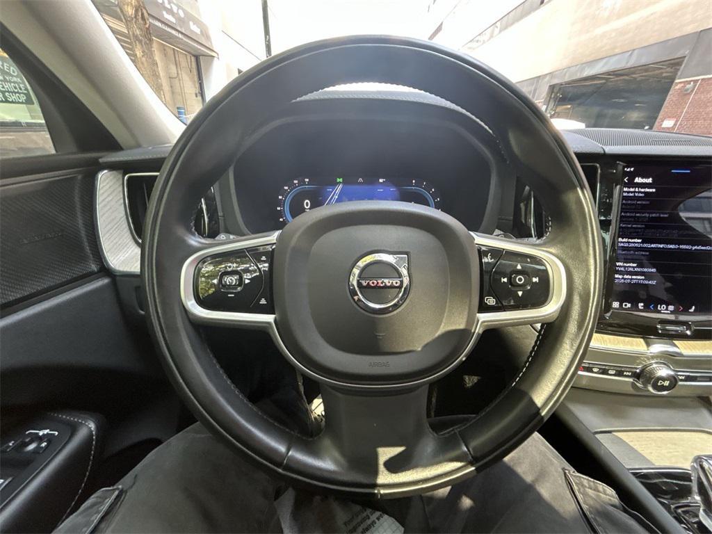 used 2022 Volvo XC60 car, priced at $36,895