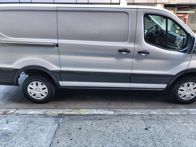 used 2022 Ford Transit-350 car, priced at $25,998