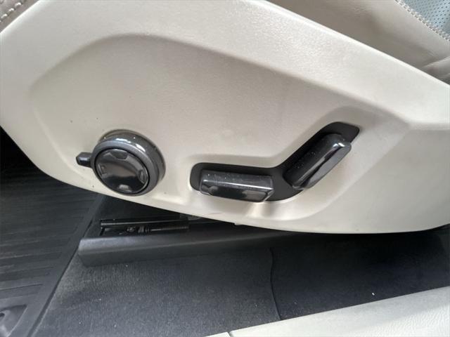 used 2022 Volvo XC60 car, priced at $39,995