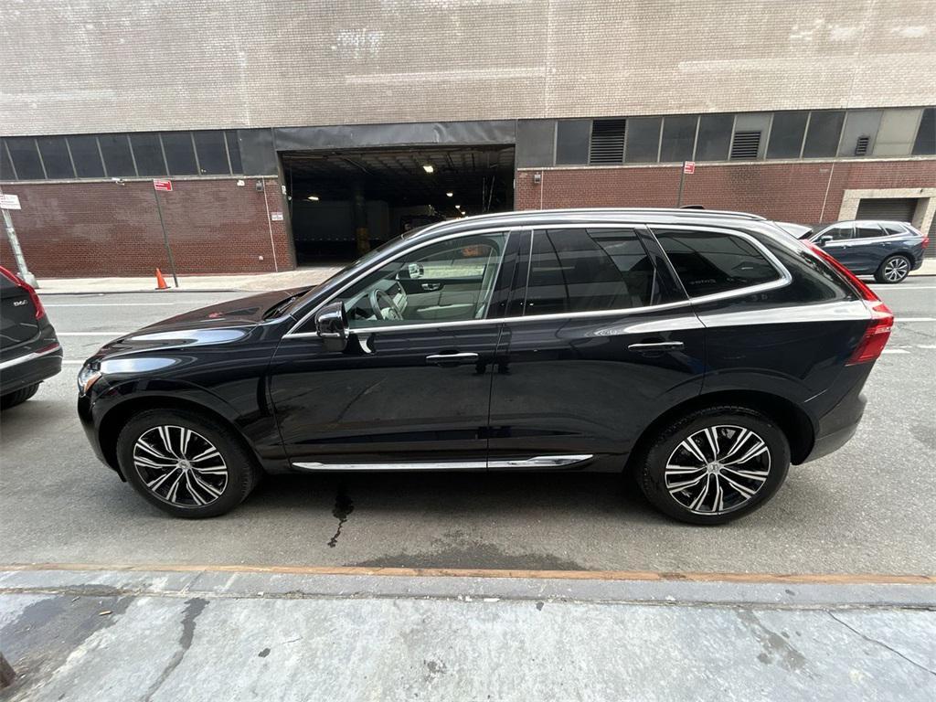 used 2022 Volvo XC60 car, priced at $37,504