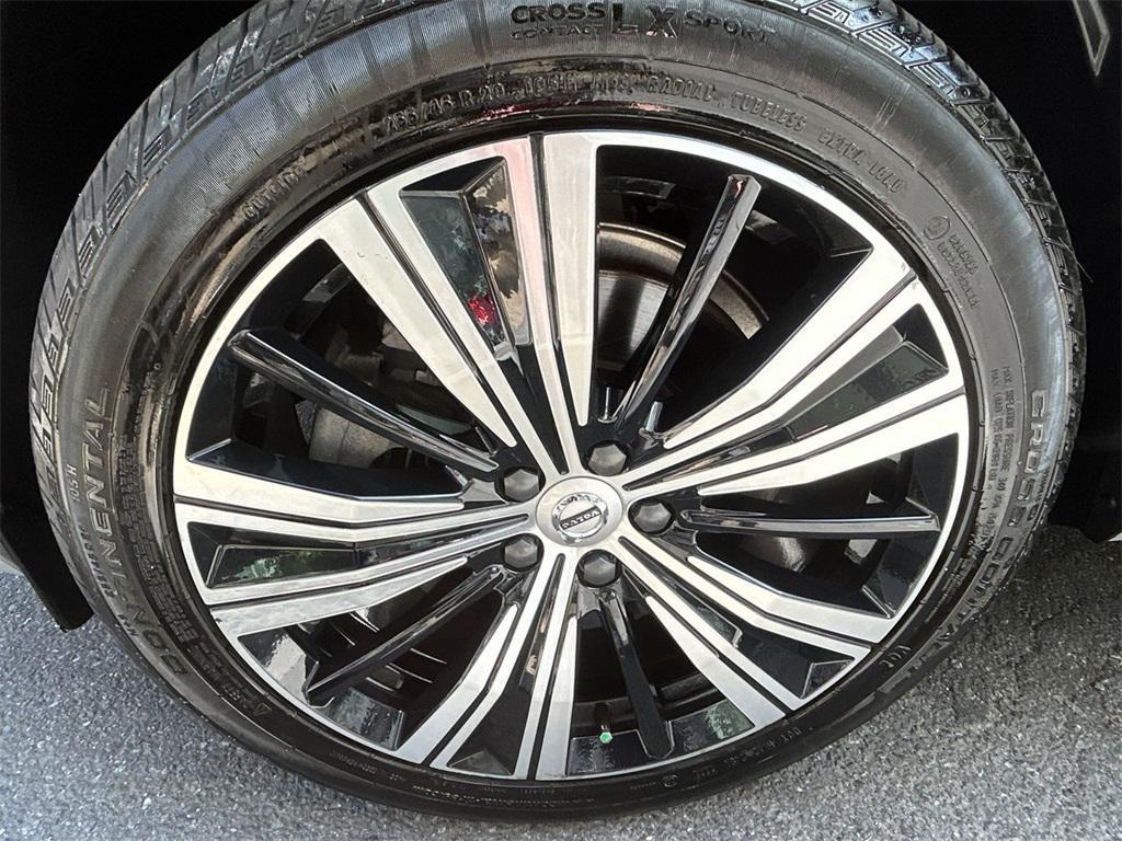 used 2023 Volvo XC60 Recharge Plug-In Hybrid car, priced at $43,434