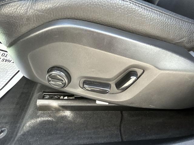 used 2023 Volvo XC60 Recharge Plug-In Hybrid car, priced at $47,595