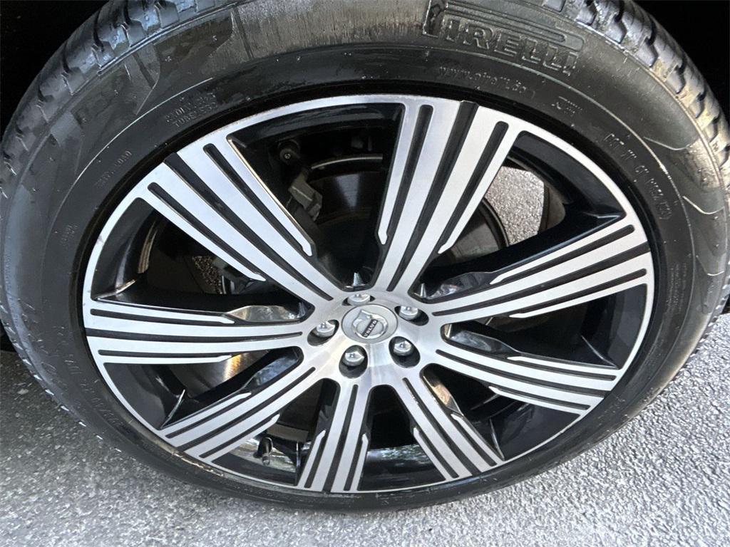 used 2022 Volvo XC90 Recharge Plug-In Hybrid car, priced at $51,992