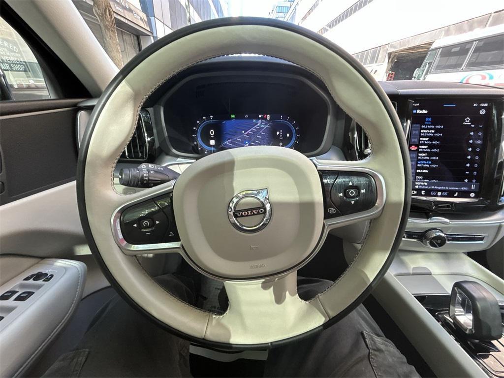 used 2023 Volvo XC60 car, priced at $35,585
