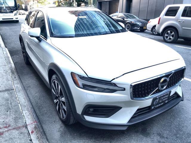 used 2022 Volvo V60 Cross Country car, priced at $32,795