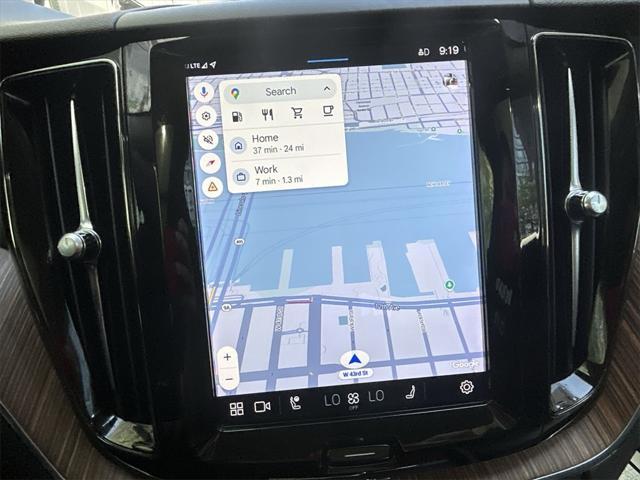 used 2022 Volvo XC60 car, priced at $35,995