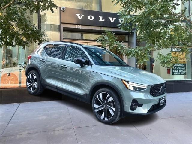 used 2023 Volvo XC40 car, priced at $39,588