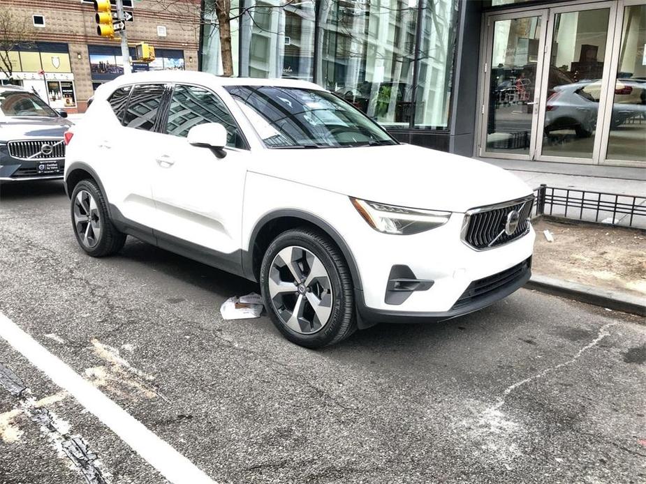 used 2023 Volvo XC40 car, priced at $35,895