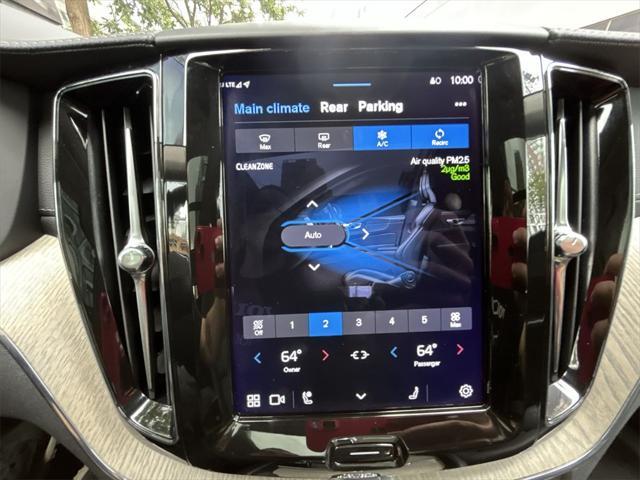 used 2022 Volvo XC60 car, priced at $39,895