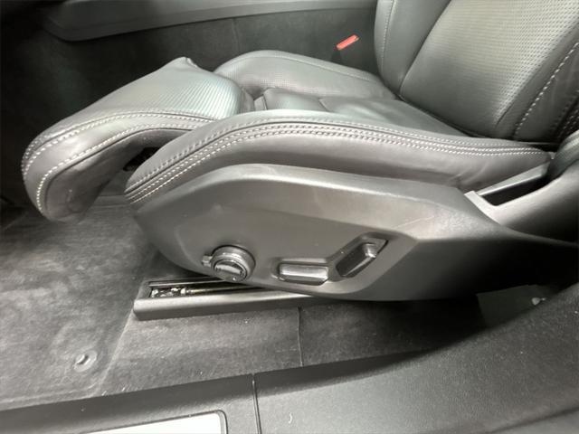 used 2022 Volvo XC60 car, priced at $39,895