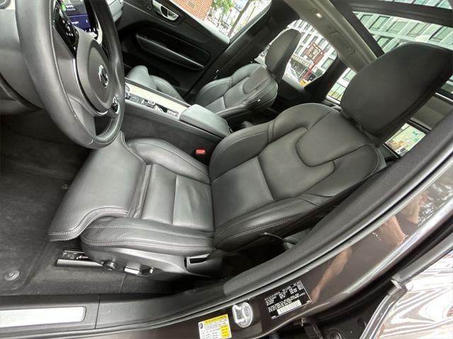 used 2022 Volvo XC60 car, priced at $39,895