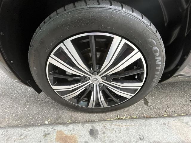 used 2022 Volvo XC60 car, priced at $39,895