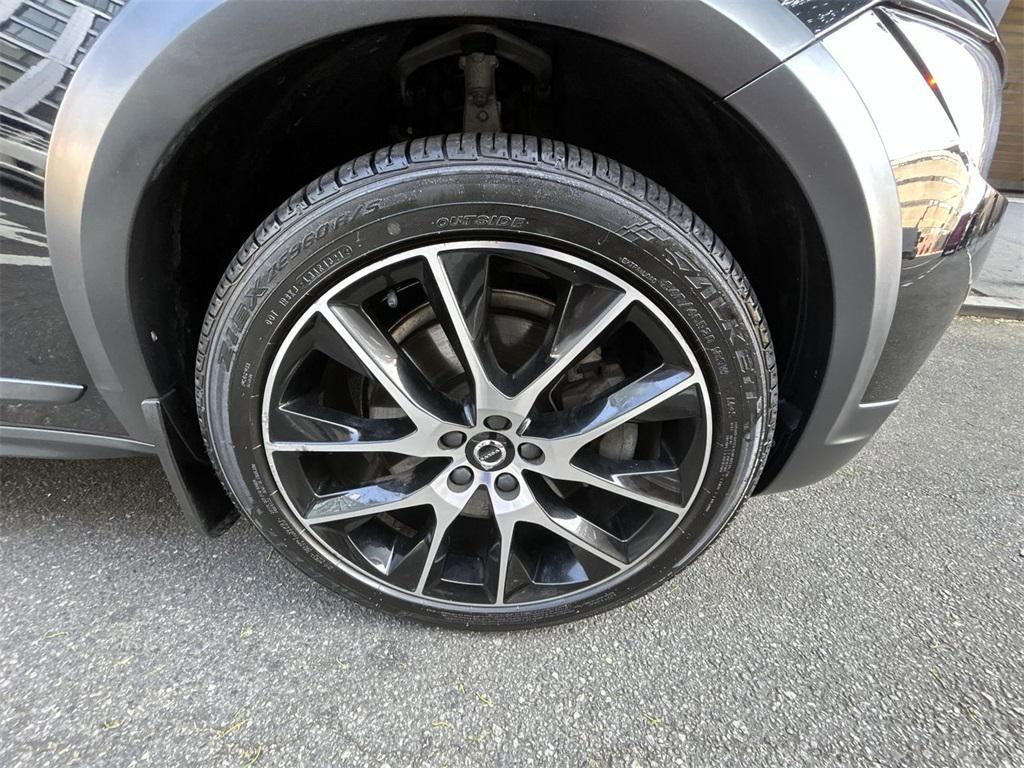 used 2020 Volvo V90 Cross Country car, priced at $28,795