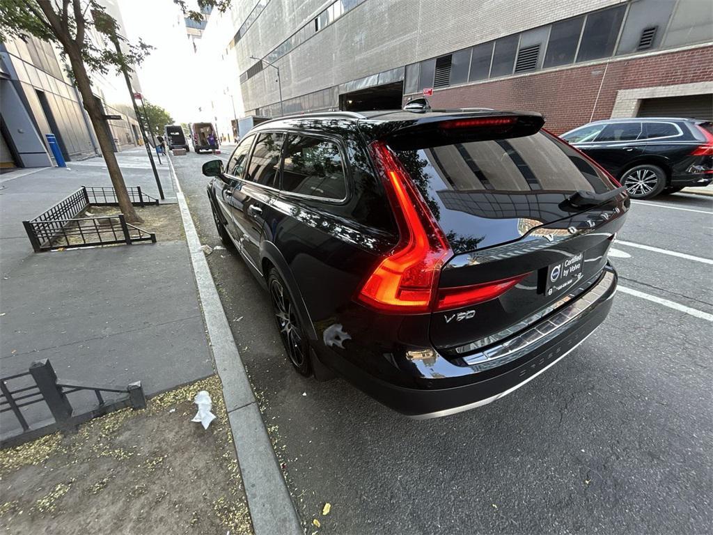 used 2020 Volvo V90 Cross Country car, priced at $28,795