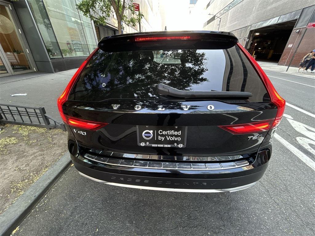 used 2020 Volvo V90 Cross Country car, priced at $28,795