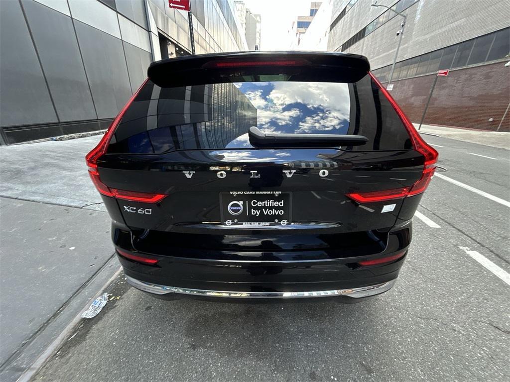 used 2022 Volvo XC60 Recharge Plug-In Hybrid car, priced at $31,990