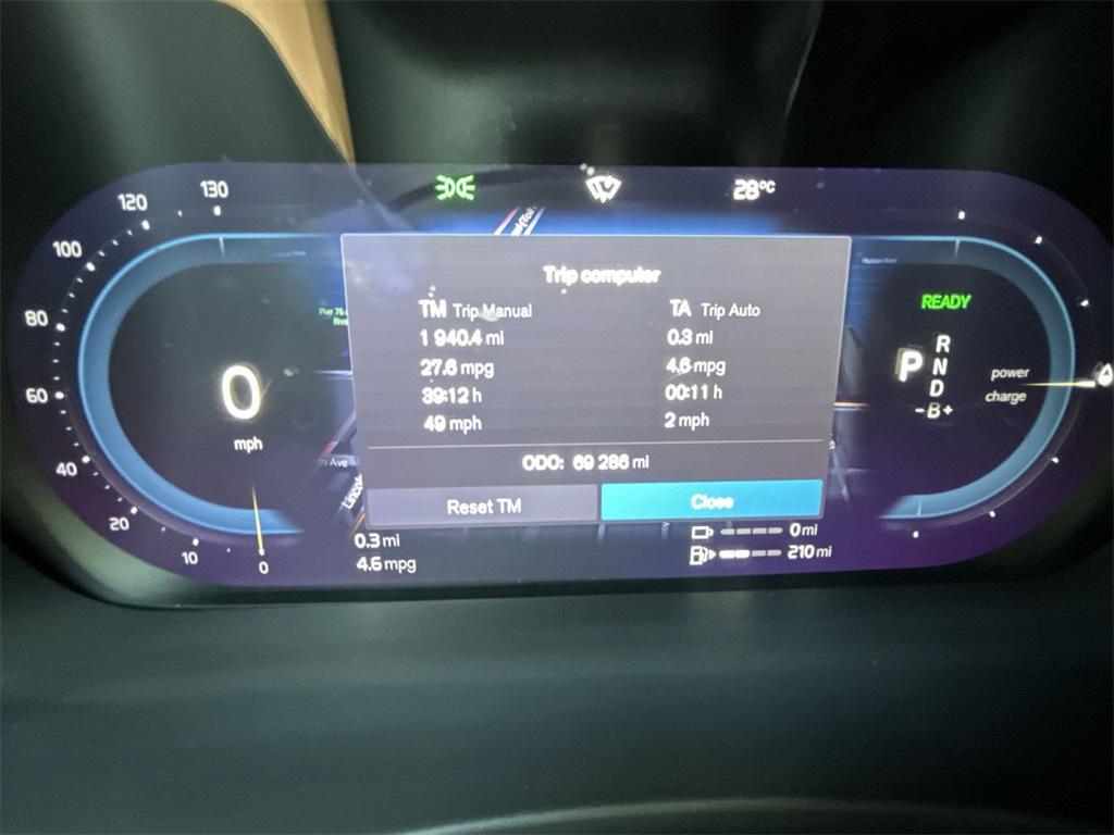 used 2022 Volvo XC60 Recharge Plug-In Hybrid car, priced at $31,990
