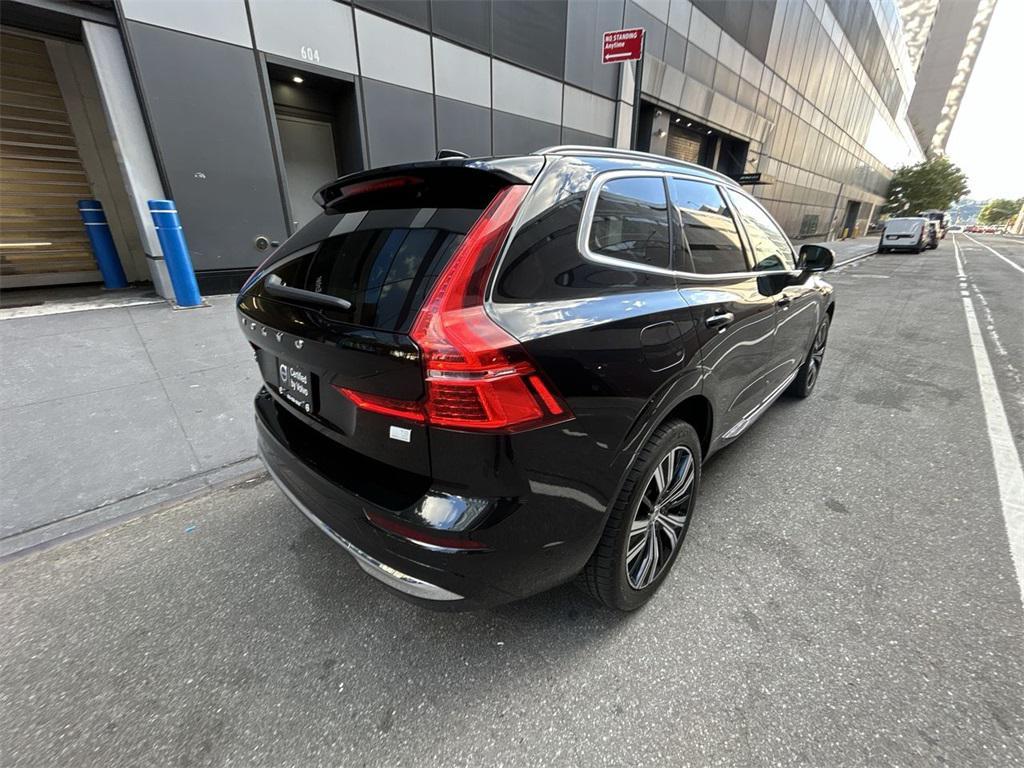 used 2022 Volvo XC60 Recharge Plug-In Hybrid car, priced at $31,990
