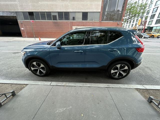 used 2023 Volvo XC40 car, priced at $35,495