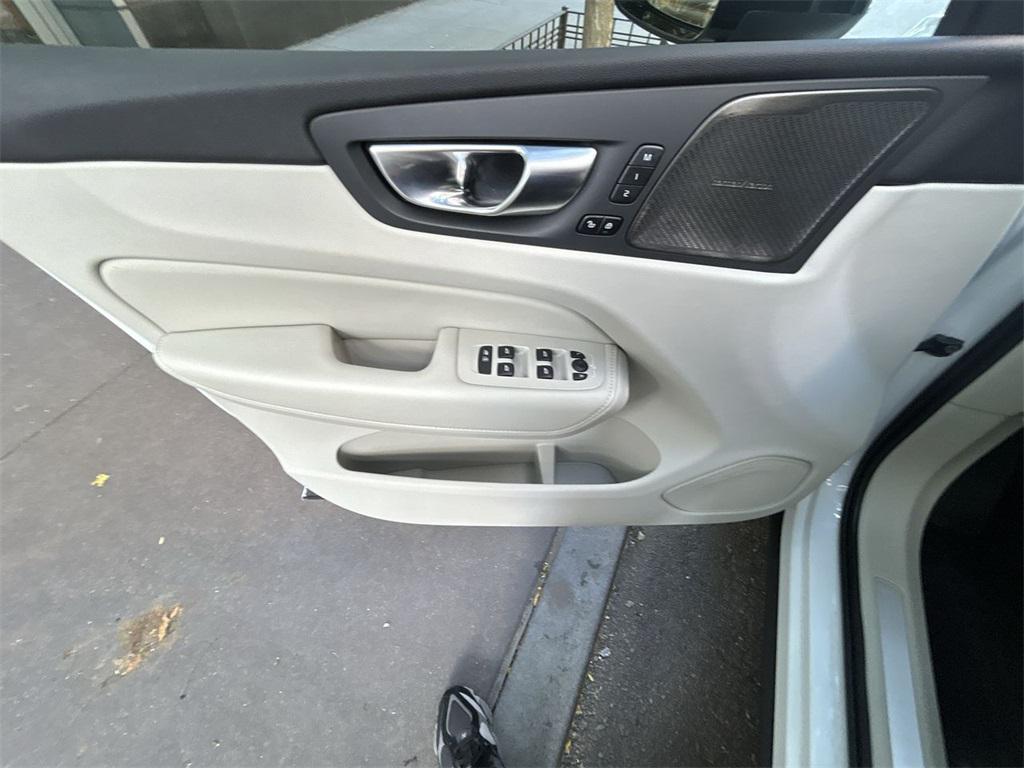 used 2025 Volvo XC60 Plug-In Hybrid car, priced at $59,995