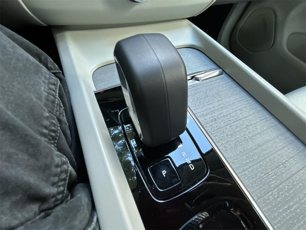 used 2025 Volvo XC60 Plug-In Hybrid car, priced at $59,995