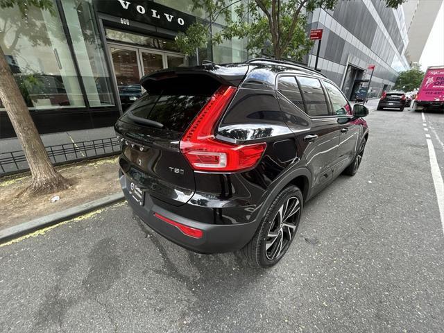used 2022 Volvo XC40 car, priced at $30,105