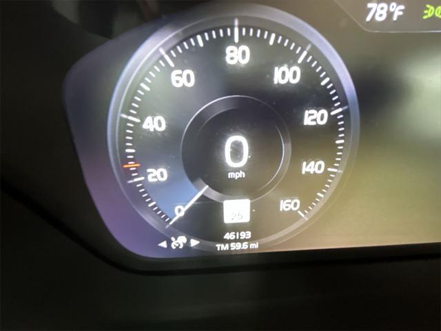 used 2022 Volvo XC40 car, priced at $30,105