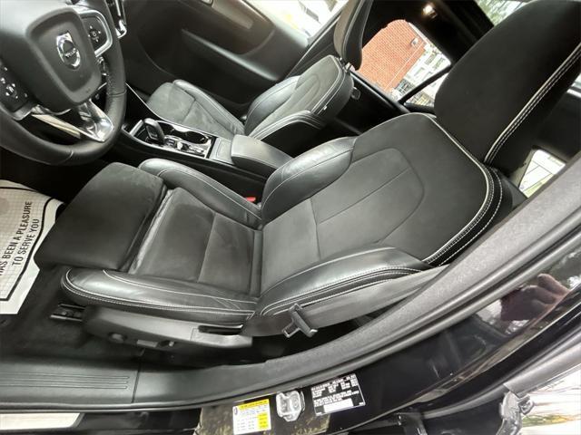 used 2022 Volvo XC40 car, priced at $30,105
