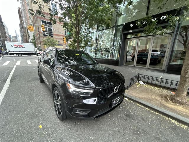 used 2022 Volvo XC40 car, priced at $30,105