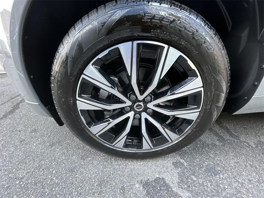 used 2025 Volvo XC60 car, priced at $45,910