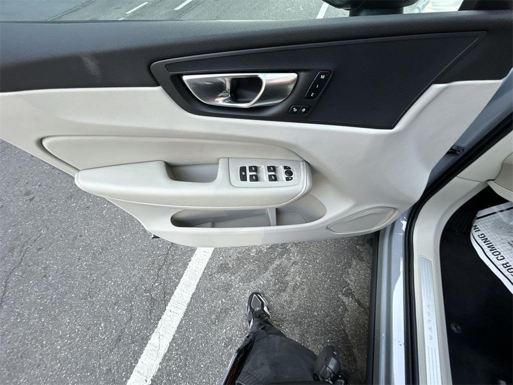 used 2025 Volvo XC60 car, priced at $45,910