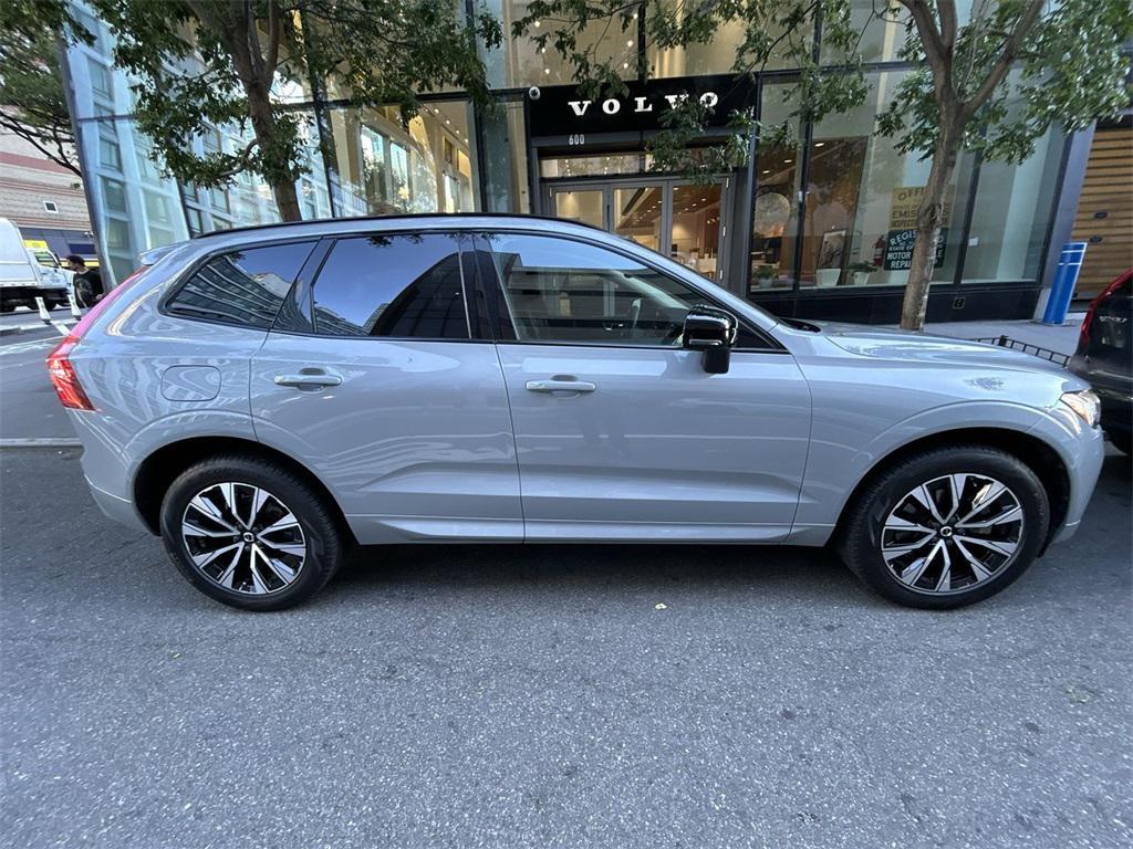 used 2024 Volvo XC60 car, priced at $40,320
