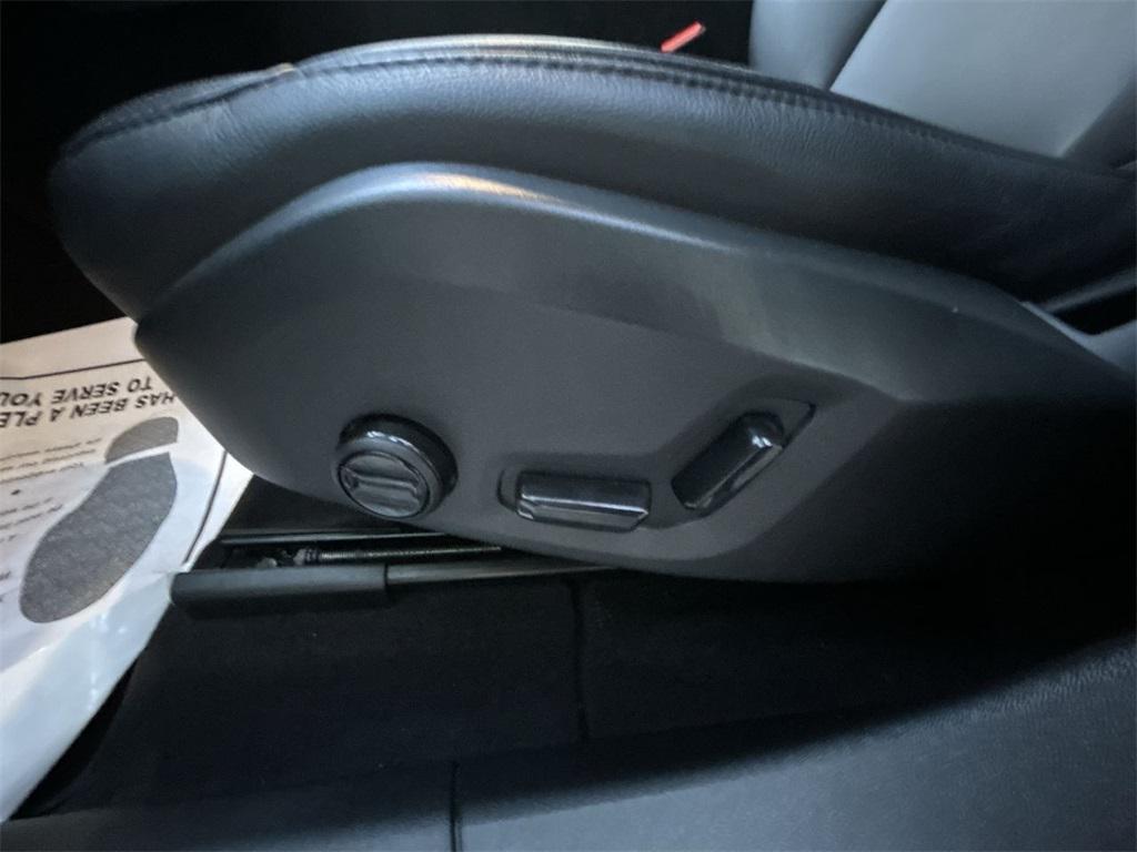 used 2024 Volvo XC60 car, priced at $40,320